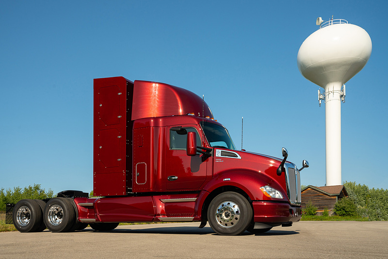 FC大型商用トラックの改良型モデル