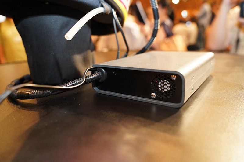 コンピュータ・ユニットにはRaspberry Piを利用