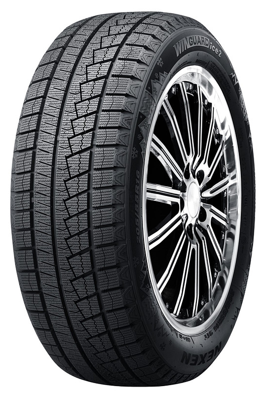 WINGUARD ice2では「アドバンスド・ソフトコンパウンド」「3Dサイプ」「非対称トレッドパターン」という3つの新技術を採用