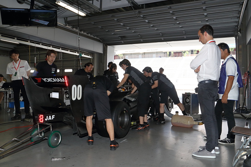 「SF19（トヨタエンジン搭載）」のテスト風景