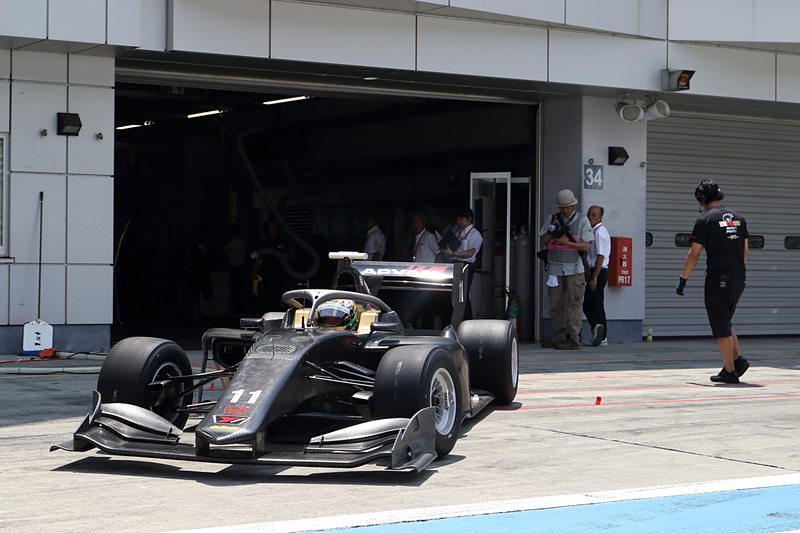 「SF19（トヨタエンジン搭載）」のテスト風景