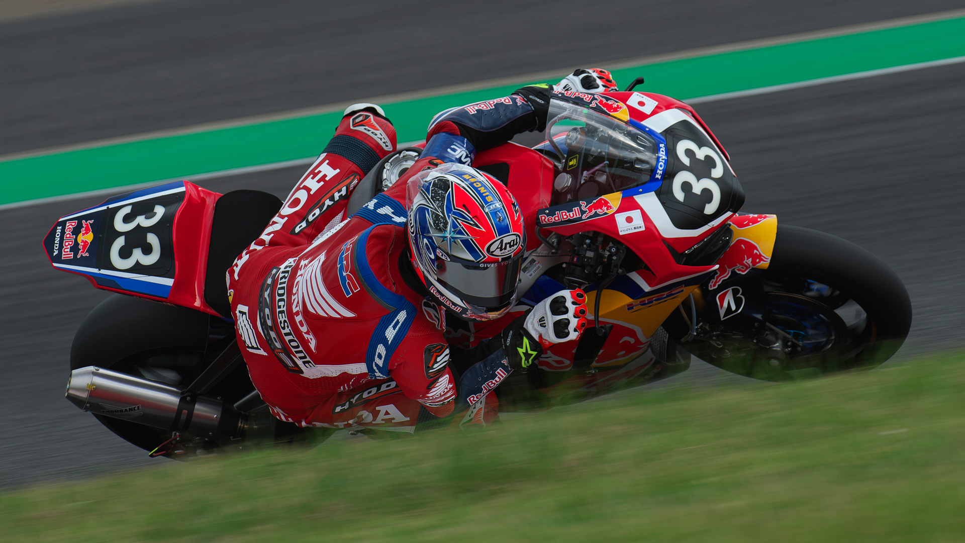 鈴鹿サーキットで7月26日～29日に開催された「2017-2018 FIM世界耐久選手権最終戦“コカ･コーラ”鈴鹿8時間耐久ロードレース第41回大会」