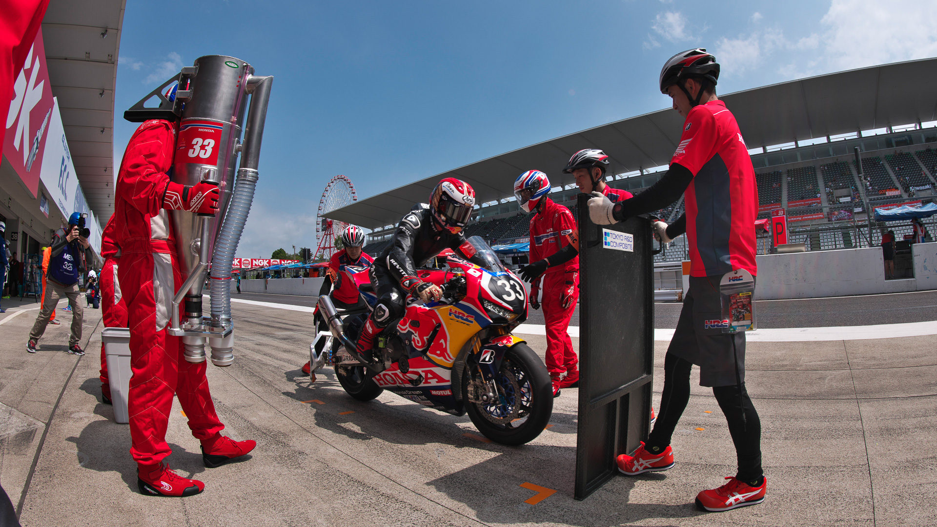 鈴鹿サーキットで7月26日～29日に開催された「2017-2018 FIM世界耐久選手権最終戦“コカ･コーラ”鈴鹿8時間耐久ロードレース第41回大会」