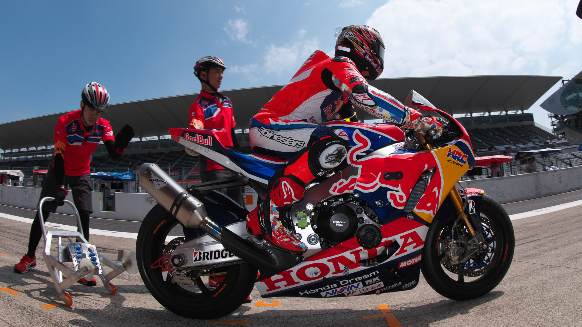 鈴鹿サーキットで7月26日～29日に開催された「2017-2018 FIM世界耐久選手権最終戦“コカ･コーラ”鈴鹿8時間耐久ロードレース第41回大会」