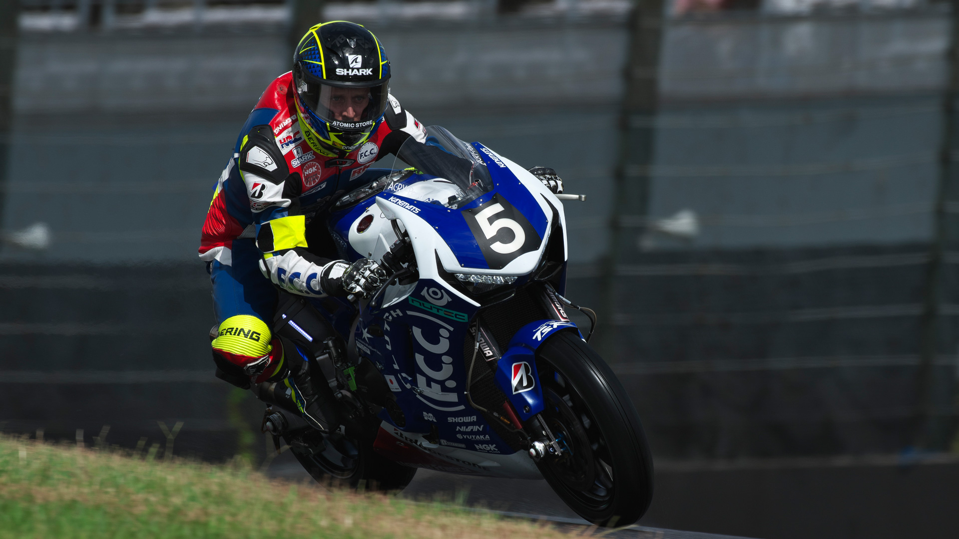 鈴鹿サーキットで7月26日～29日に開催された「2017-2018 FIM世界耐久選手権最終戦“コカ･コーラ”鈴鹿8時間耐久ロードレース第41回大会」