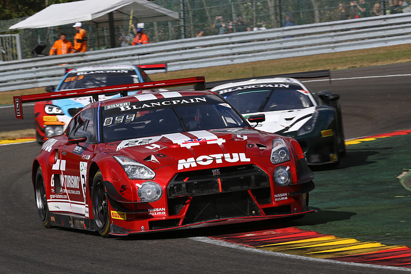 日産 GT-R 22号車