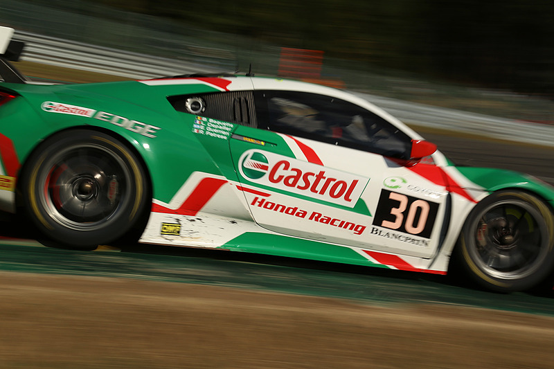 アキュラ ホンダNSX GT3