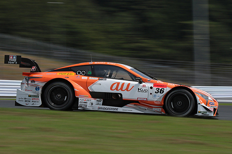 GT500クラスを優勝した36号車 au TOM'S LC500（中嶋一貴/関口雄飛組、BS）