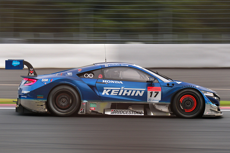3位は17号車 KEIHIN NSX-GT（塚越広大/小暮卓史組、BS）