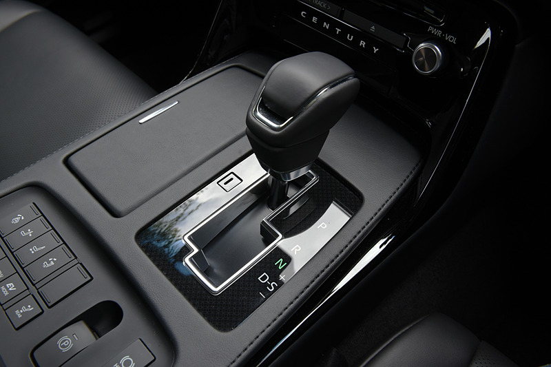 シフトノブまわり