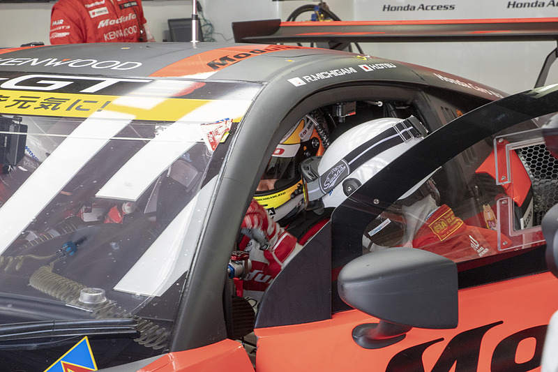 いつものようにフリー走行では道上選手が乗り込む