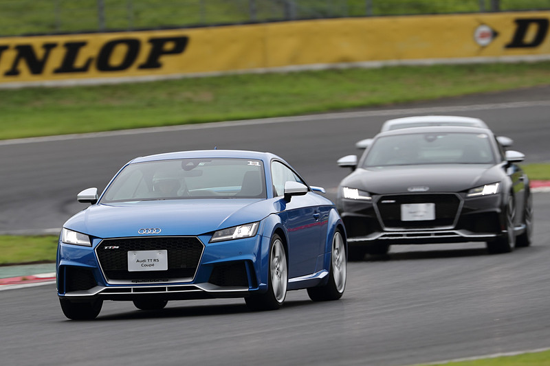 富士スピードウェイで行なわれたAudi Sportのラインアップ試乗会。R8、TT RS、RS 5、RS 3といった高性能モデルをフルコースで試乗できた
