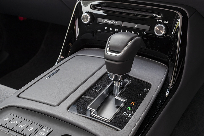 シフトレバー（シーケンシャルシフトマチック）＆本革巻きシフトレバーノブ