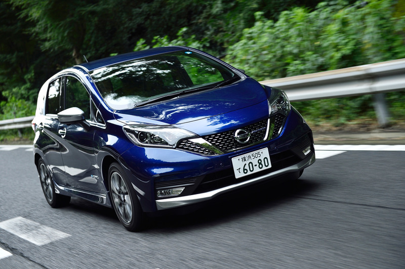 芦ノ湖周辺をドライブしつつ、規制解除された大涌谷を目指す