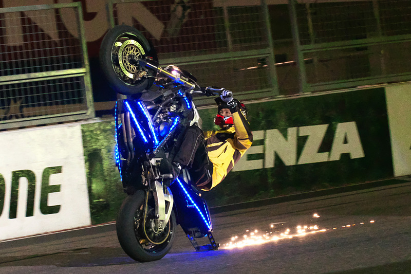 エクストリームバイクパフォーマンス