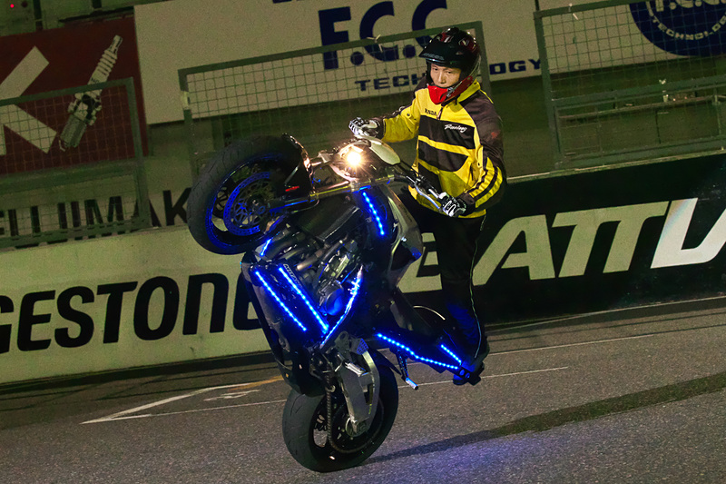 エクストリームバイクパフォーマンス