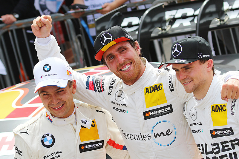 中央は優勝のダニエル・ジュンカデラ、左は2位のオーグスト・ファルフス、右は3位のルーカス・アウワー