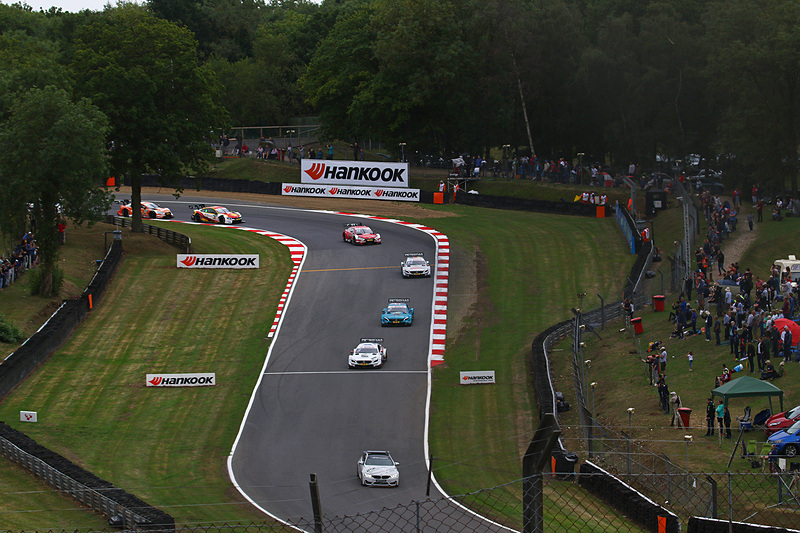 2周にわたりセーフティカーが入る展開になった