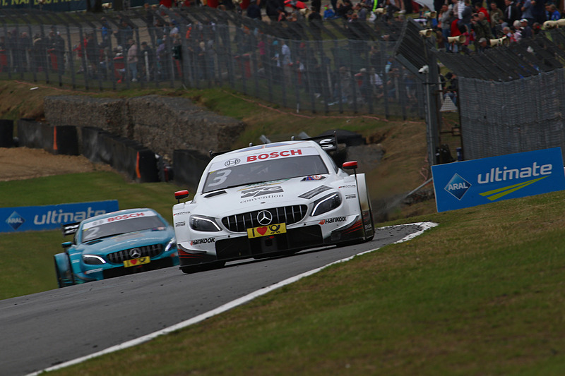 トップを走るポール・ディレスタ