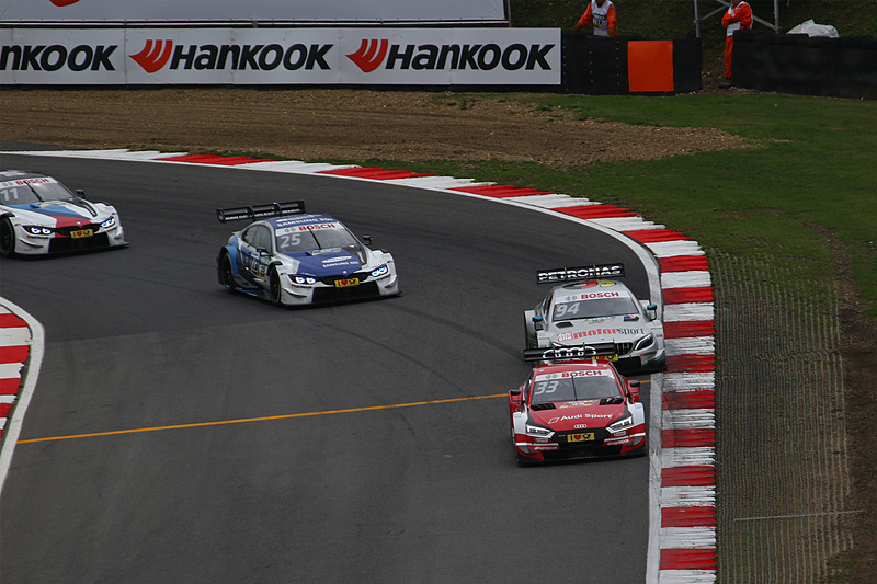 レネ・ラスト（33）、パスカル・ウェルライン（94）の順位争い