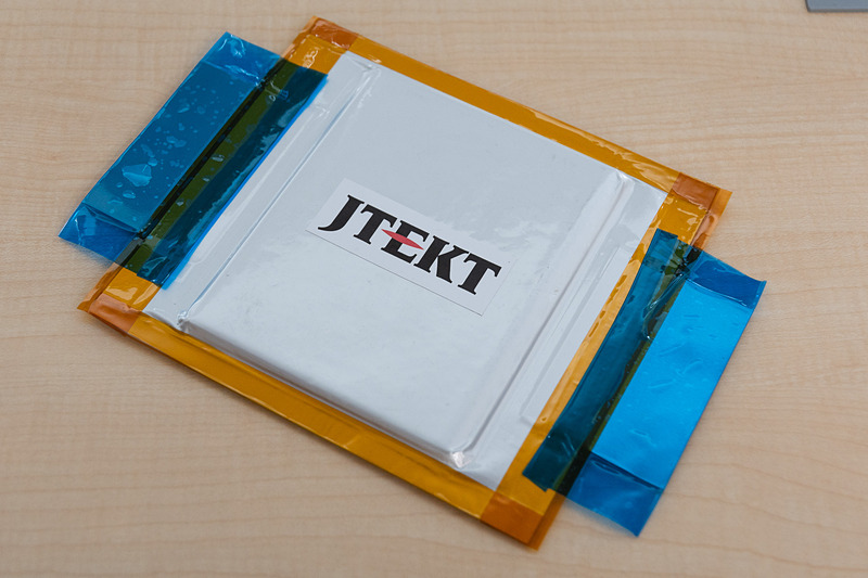 高耐熱リチウムイオンキャパシタ 2000F 2.2V～3.8V（9600J）