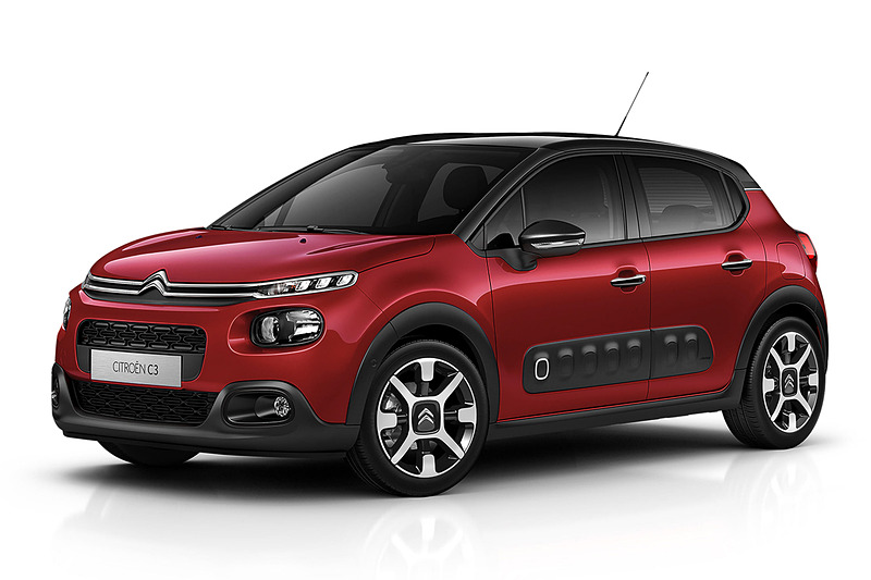 通常は2万4300円高の「ブランバンキーズ」×「ルージュアデン」（左）、4万8600円高の「ルージュルビ」×「ノアールオニキス」（右）もオプション料金不要で選択できる