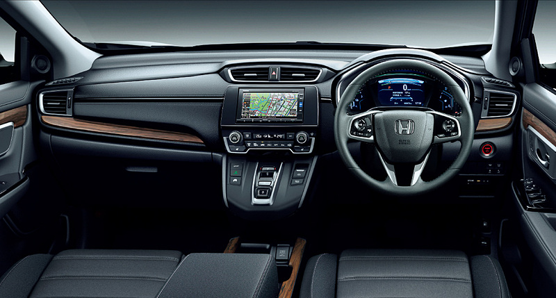 5人乗り仕様のみを設定するハイブリッドモデルのインテリア