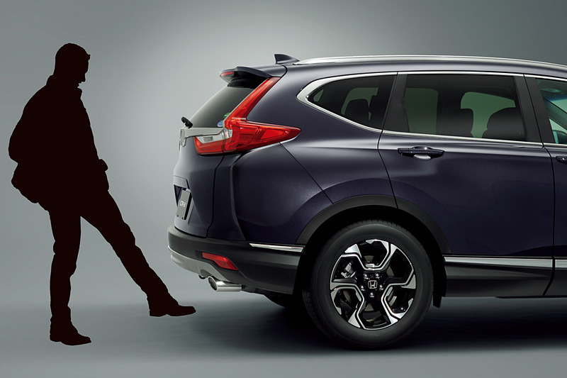 「ハンズフリーアクセスパワーテールゲート」を国内販売のホンダ車で初採用