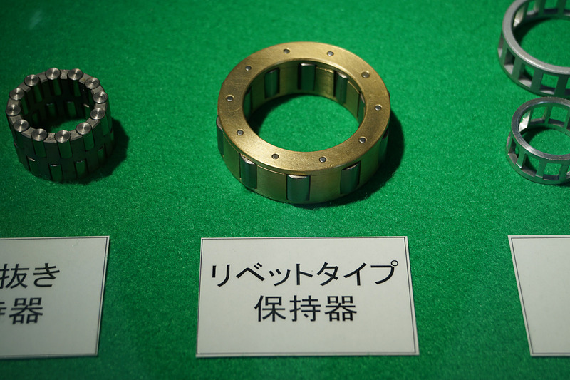 生産品目の歴史を紹介する展示