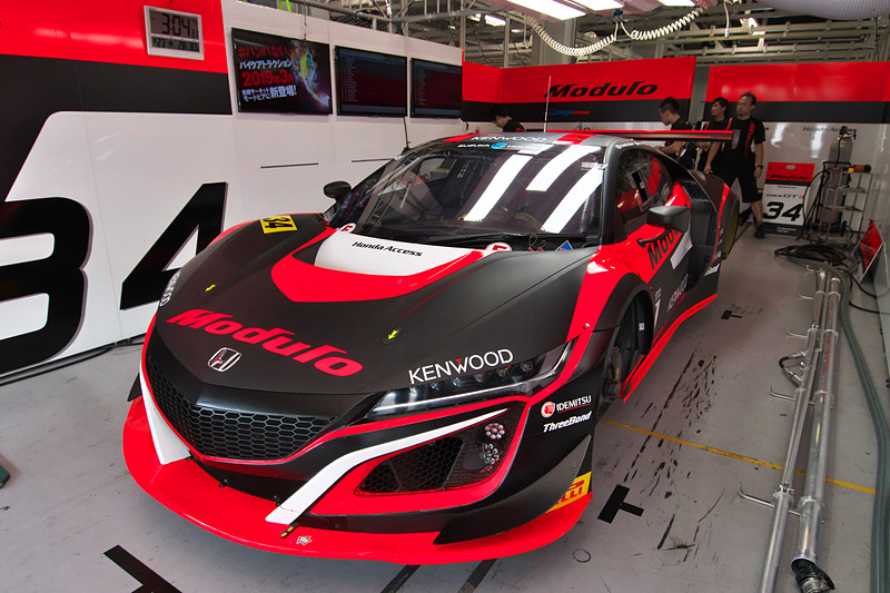 ニューマシンとなったModulo Drago CORSEのHonda NSX GT3（34号車）は準備万端。道上龍、大津弘樹の両選手に加えて小暮卓史選手が参戦する