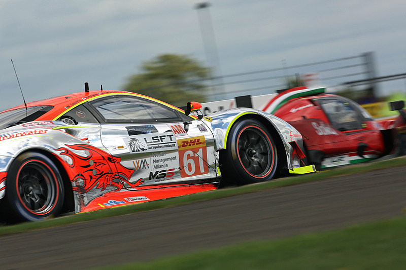 澤圭太組のフェラーリ488 GTE（61号車）