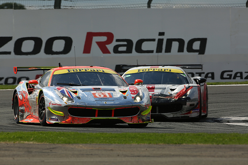 澤圭太組のフェラーリ 488 GTE（61号車）