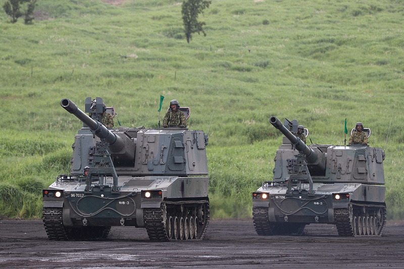 99式自走155mmりゅう弾砲