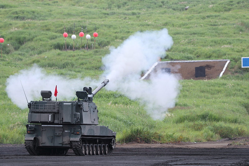 99式自走155mmりゅう弾砲