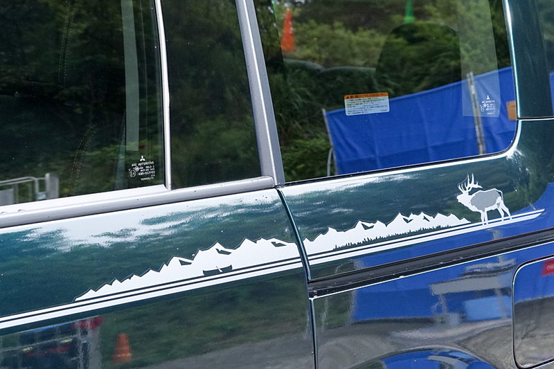 特別仕様車「JASPER」のサイドデカールの後方部分