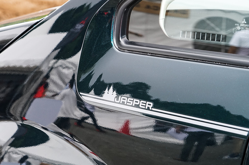 特別仕様車「JASPER」のサイドデカールの前方部分