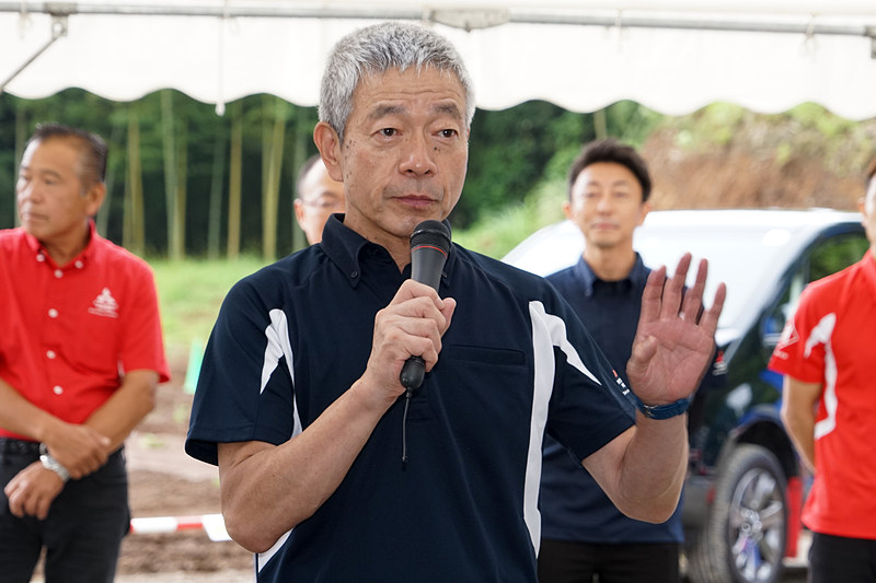 クルマの学校 三菱自動車販売協会 熊沢祥人校長のイベント開始の挨拶