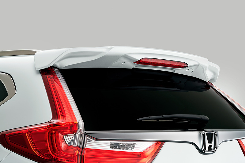 「Modulo テールゲートスポイラー」3万7800円