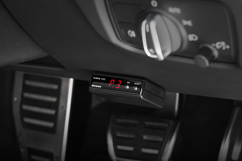 アウディ「S3」への取り付け例