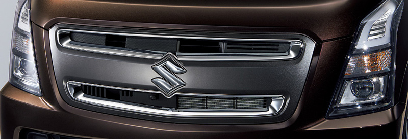 ワゴンRスティングレー 25周年記念車 HYBRID Xリミテッドのフロントグリル