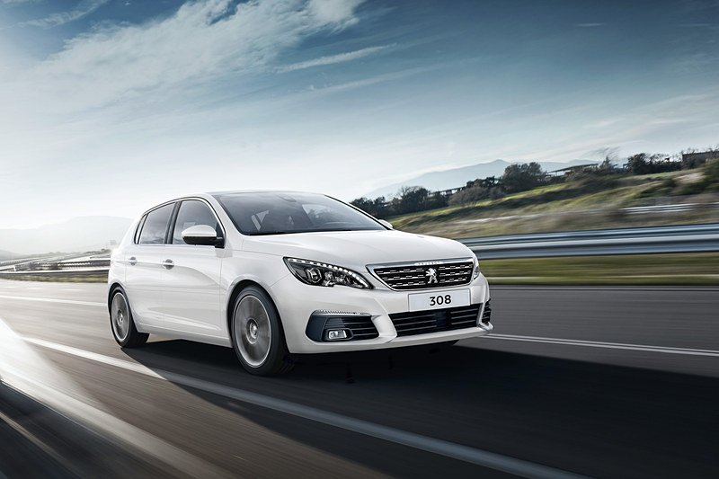 130台限定車「308 Allure BlueHDi 「TECH PACK EDITION」