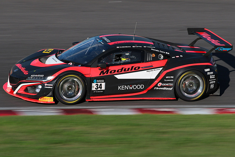 Suzuka10Hで復活を遂げたModulo Drago CORSEの34号車