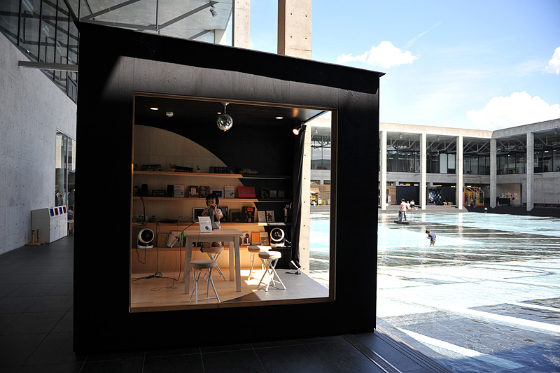 キナーレでは【2018年の方丈記私記】展を開催中。色々な四畳半の空間が館内に展示されていて楽しかったですわ～