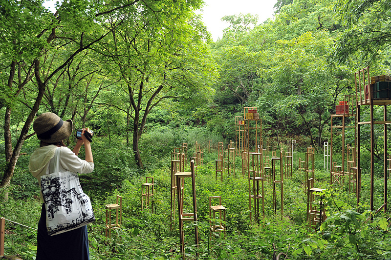 「これぞ大地の芸術祭！」というような自然の中にある作品【welcome】は2018年の新作で、人気のようです