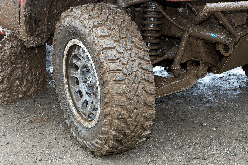 北米地域で2018年初頭から販売を開始し、日本では今秋に発売となるマッドテレーンタイヤ「GEOLANDAR X-MT」。2017年に発売された「GEOLANDAR M/T G003」よりもさらに趣味性を高めたマッドテレーンタイヤで、オフロード走行、ロックトレイルを楽しむユーザー向けに開発。発売サイズは35×12.50 R17 LT 121Q、37×13.50 R17 LT 121Q、40×13.50 R17 LT 121Q