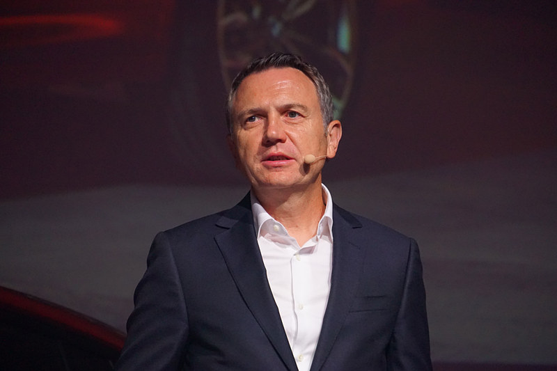 ビー・エム・ダブリュー株式会社 代表取締役社長 ペーター・クロンシュナーブル氏