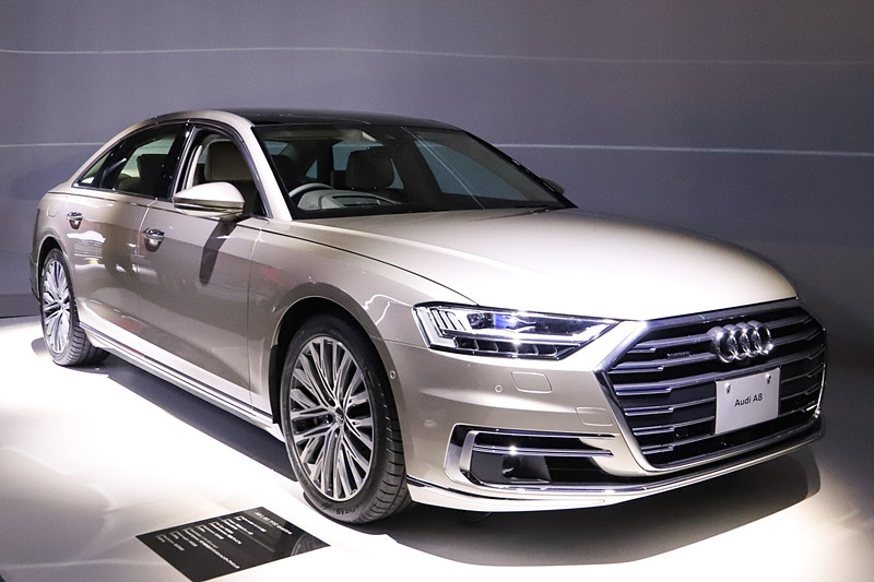 量産車で世界で初めてレーザースキャナーを搭載して、レベル3の条件付き自動運転システムを可能にするべく開発された新型A8