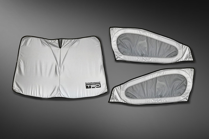 「サンシェード」（税別1万7000円）