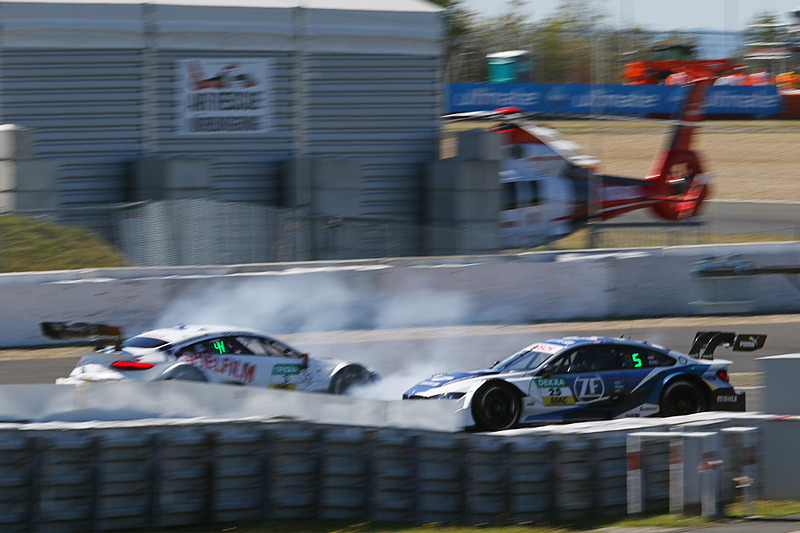 両車譲らず接触、ポール・ディレスタは最後尾まで順位を落としてしまう