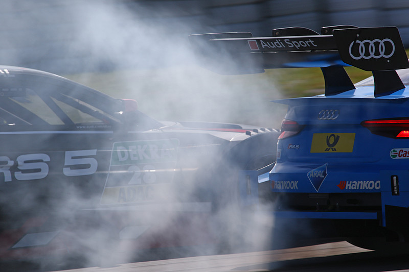 ロイック・デュバル（28番）の激しいブレーキング